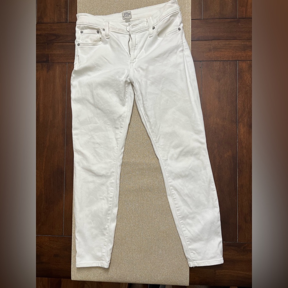 ❤️ J Crew Toothpick 8 in White Jeans